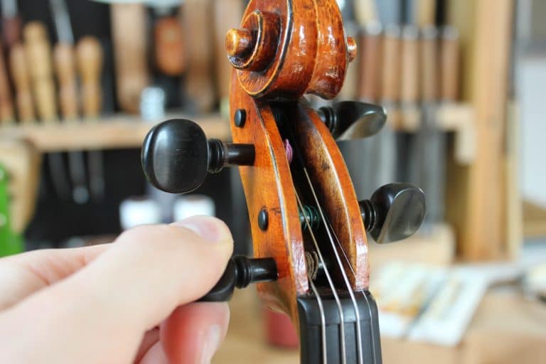 The Art of Tuning the Violin