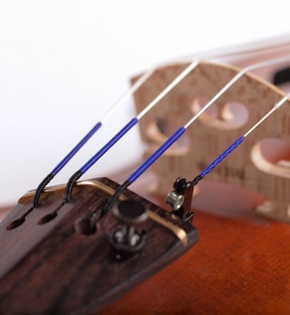 Warchal Ametyst strings - view of the tailpiece
